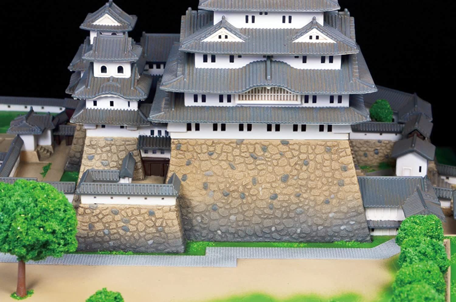 Doyusha 100035 Premium Himeji Castle - BanzaiHobby