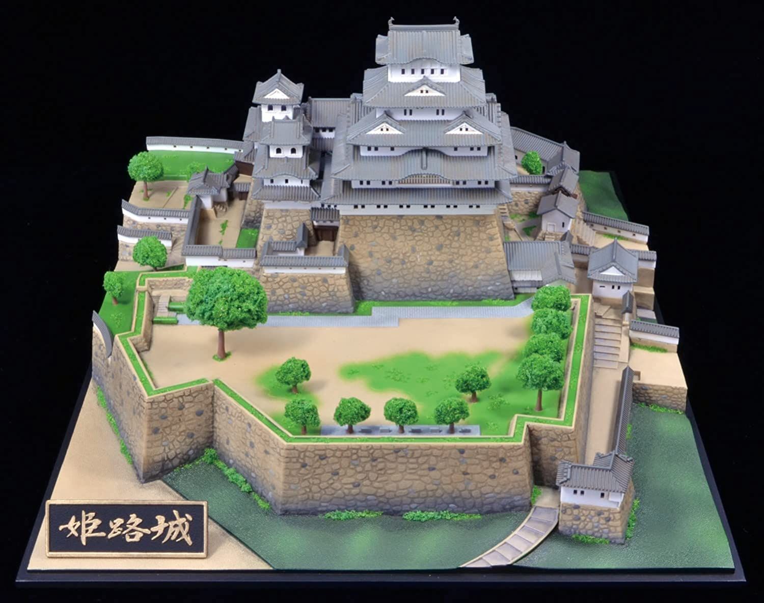 Doyusha 100035 Premium Himeji Castle - BanzaiHobby