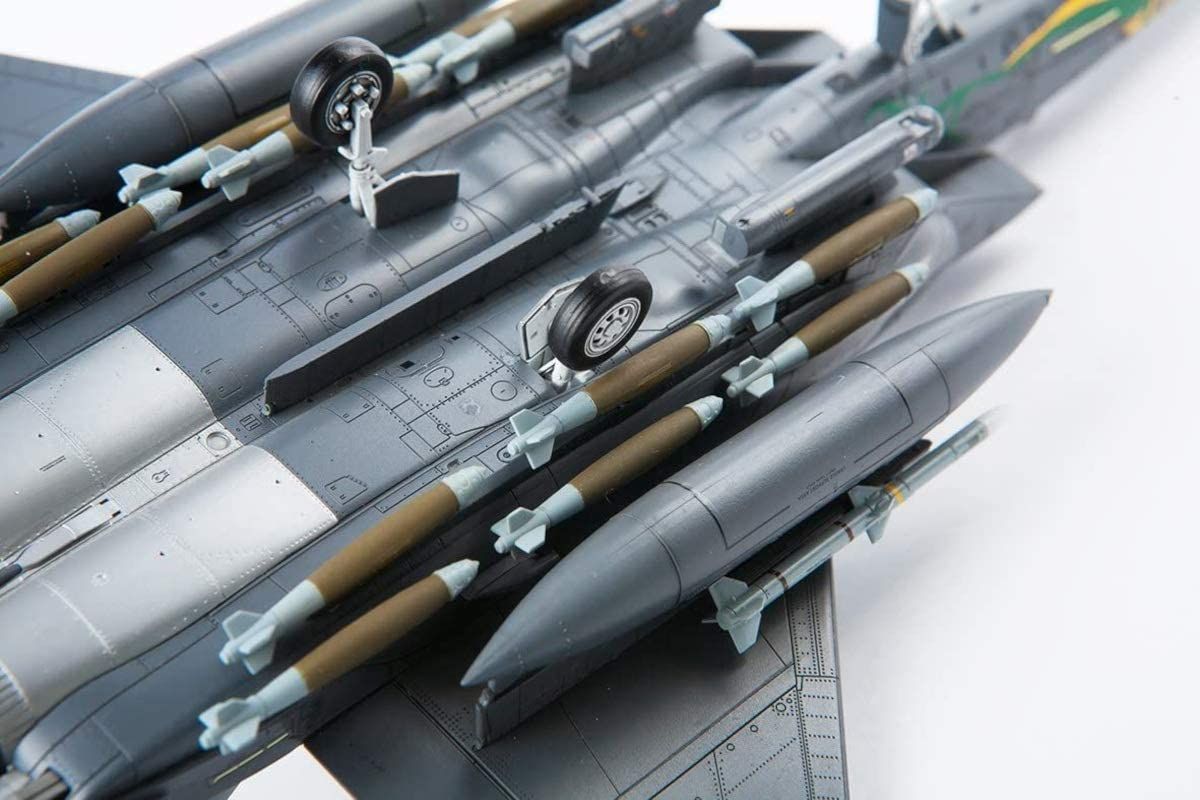 Doyusha F-15E Strike Eagle - BanzaiHobby