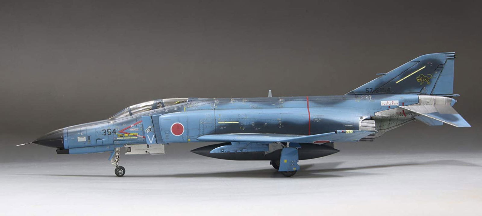 Fine Molds JASDF F-4EJ Kai Fighter `8th Tactical Fighter Squadron` - BanzaiHobby