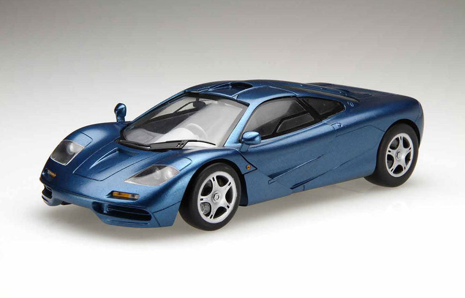 Fujimi McLaren F1 - BanzaiHobby