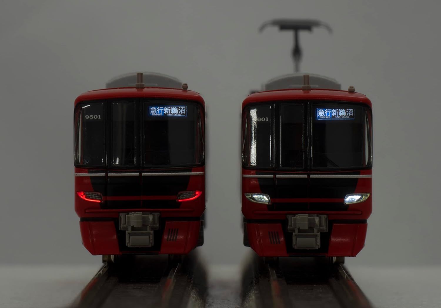 GreenMax 31587 N Gauge Meitetsu 9500 Series Basic 4-Car Construction Set - BanzaiHobby