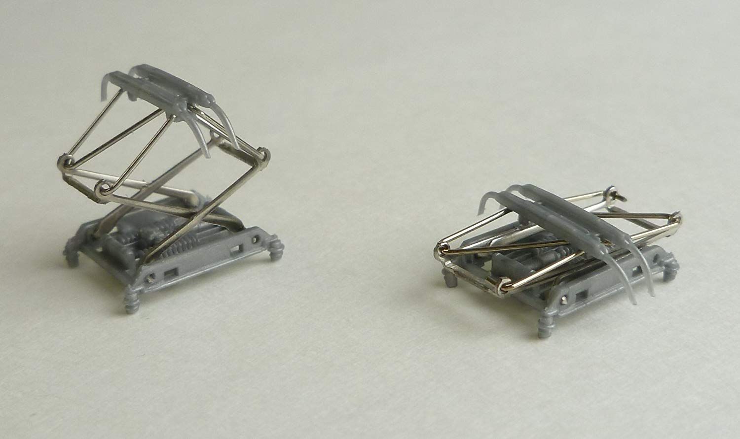 Greenmax Pantograph PT48 (2 pieces) - BanzaiHobby