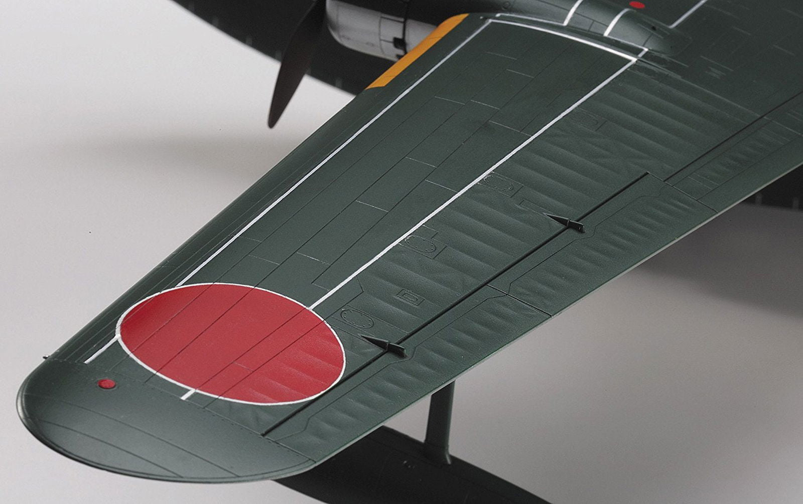 Hasegawa Kawanishi H8K2 Type 2 Large Flying Boat Model 12 - BanzaiHobby