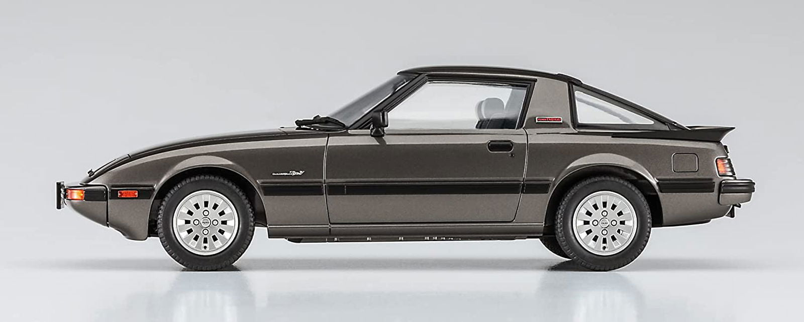 Hasegawa [PO JULY 2022] Mazda Savanna RX-7 (SA22C) Late Turbo GT - BanzaiHobby