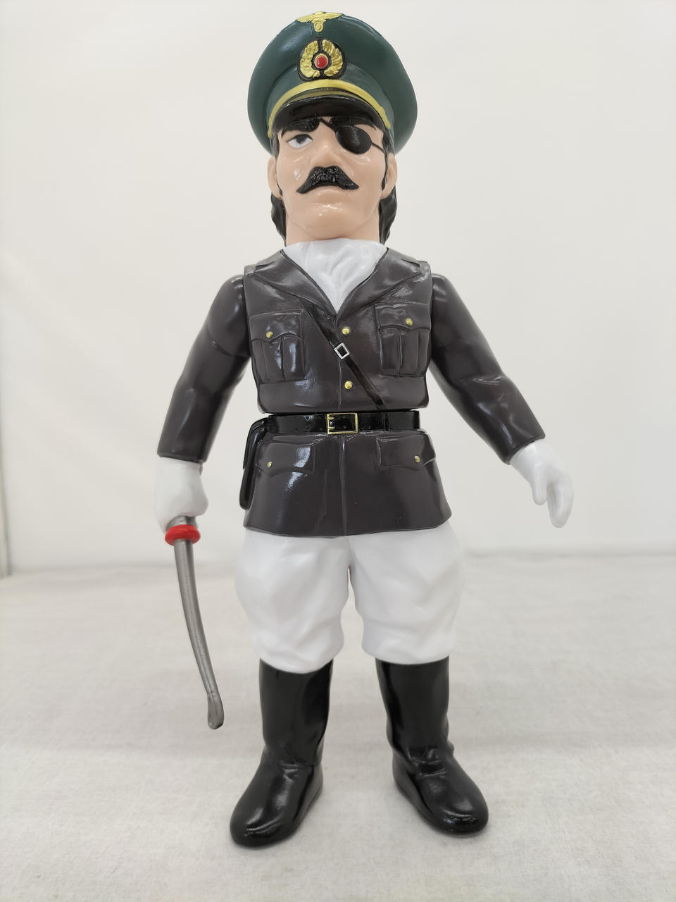 Other Brands Colonel Sofubi Zol