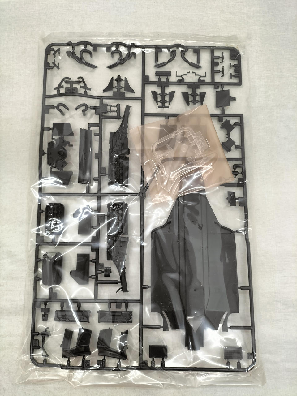 TAMIYA 1/20 Grand Prix Collection FERRARI F1-2000 - Banzai Thrifting | BanzaiHobby