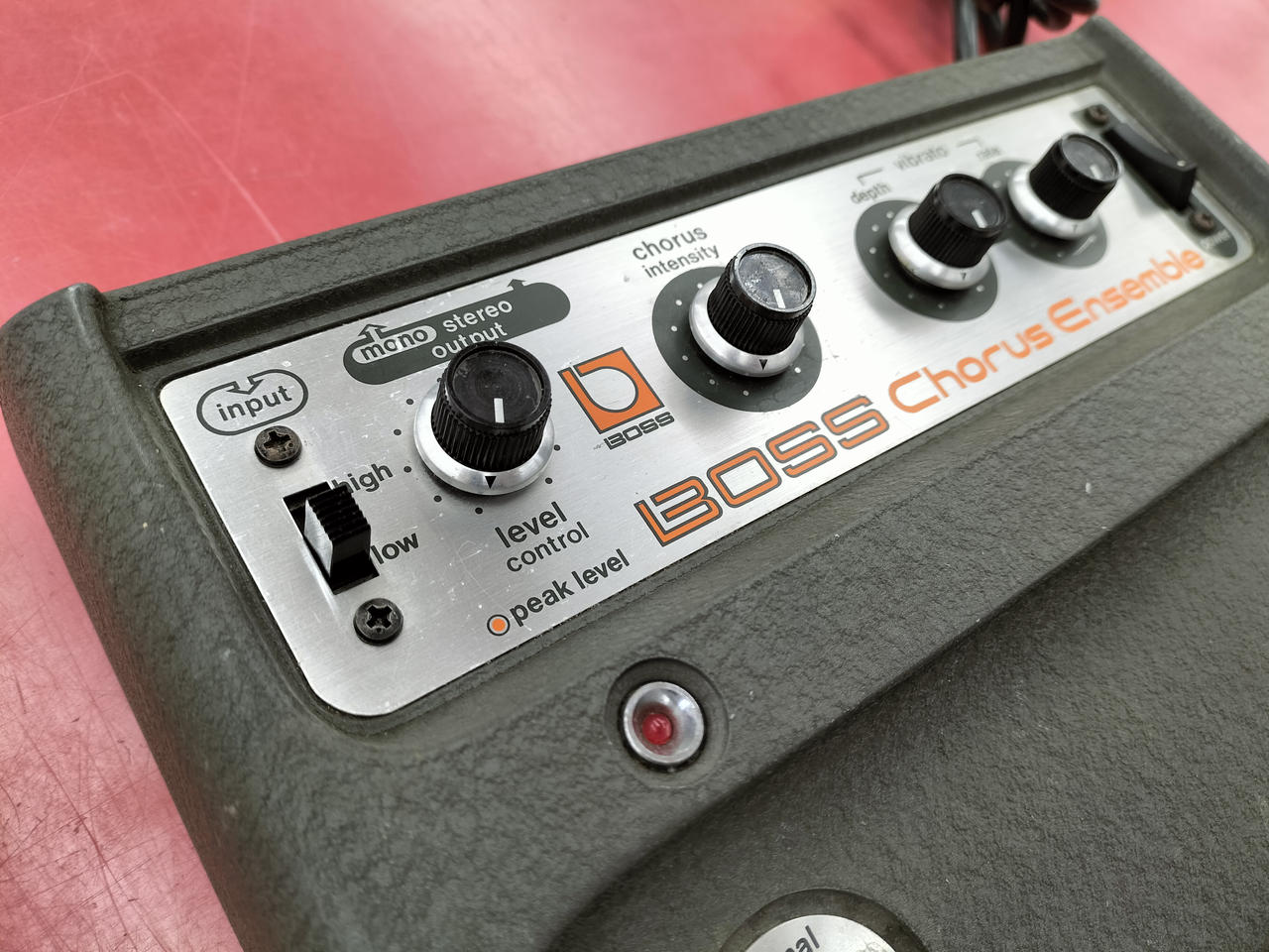 BOSS Chorus CE-1 – BanzaiHobby