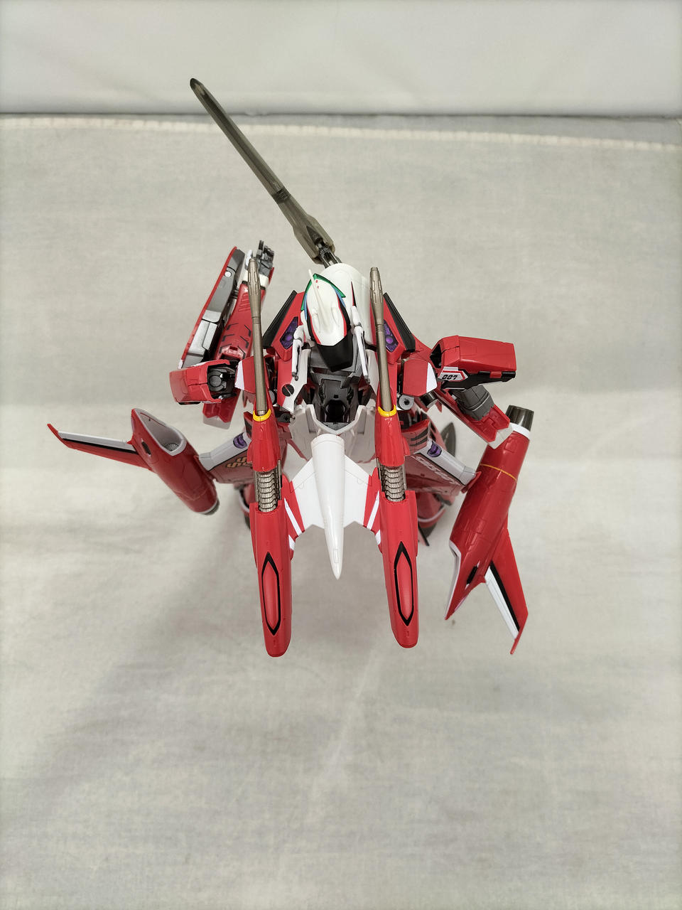 BANDAI DX Chogokin YF-29 Durandal Valkyrie〈Saotome Alto's Unit〉