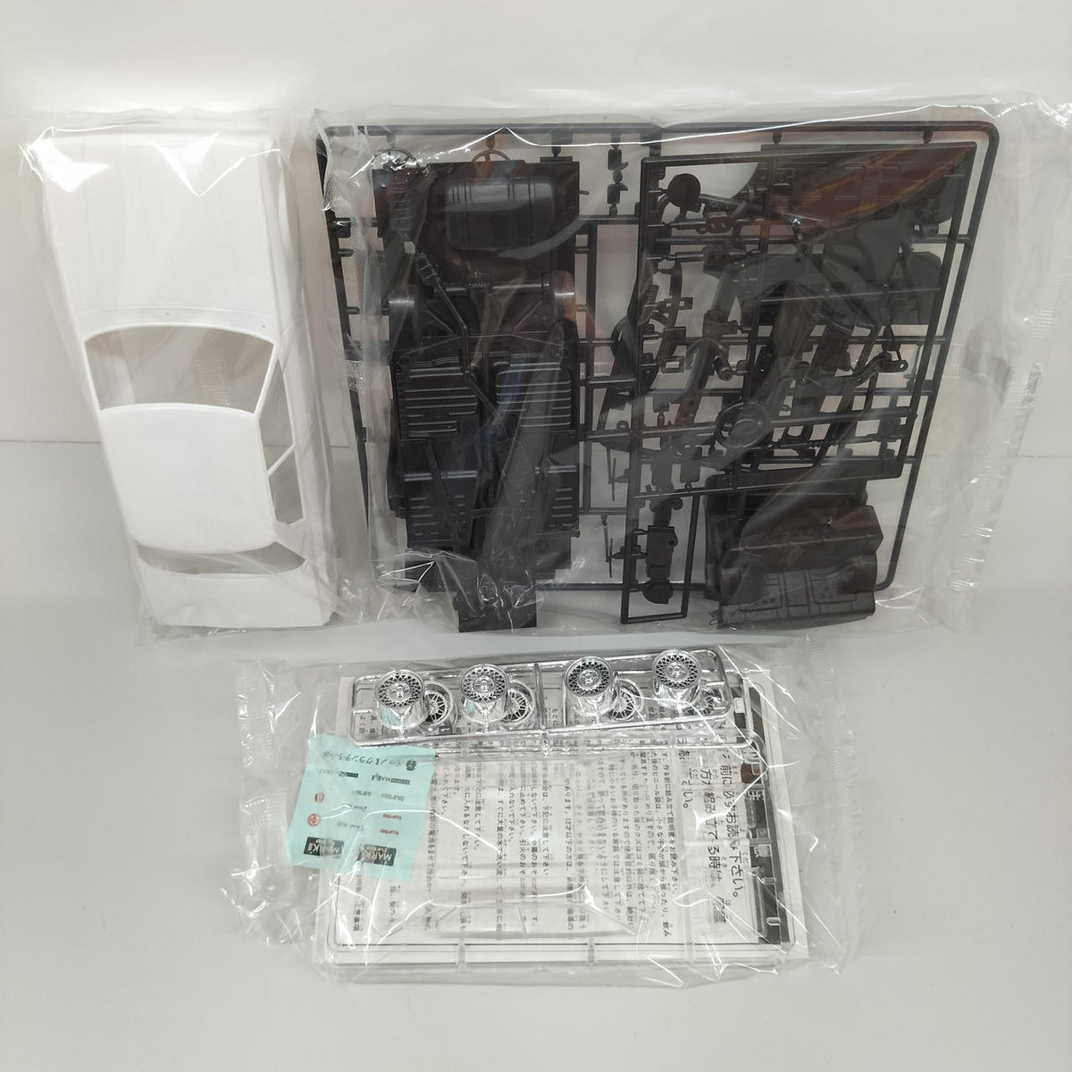 ARII 1/24 Owner's 24 Mark II Grande Turbo (1982) - Banzai Thrifting | BanzaiHobby