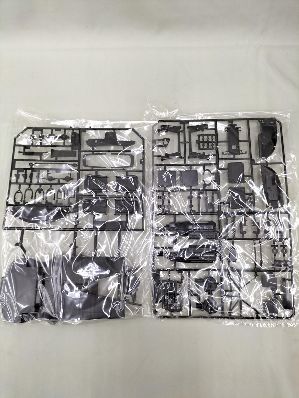 Fujimi Model TOYOTA 2000GT Final Production Commemoration - Banzai Thrifting | BanzaiHobby