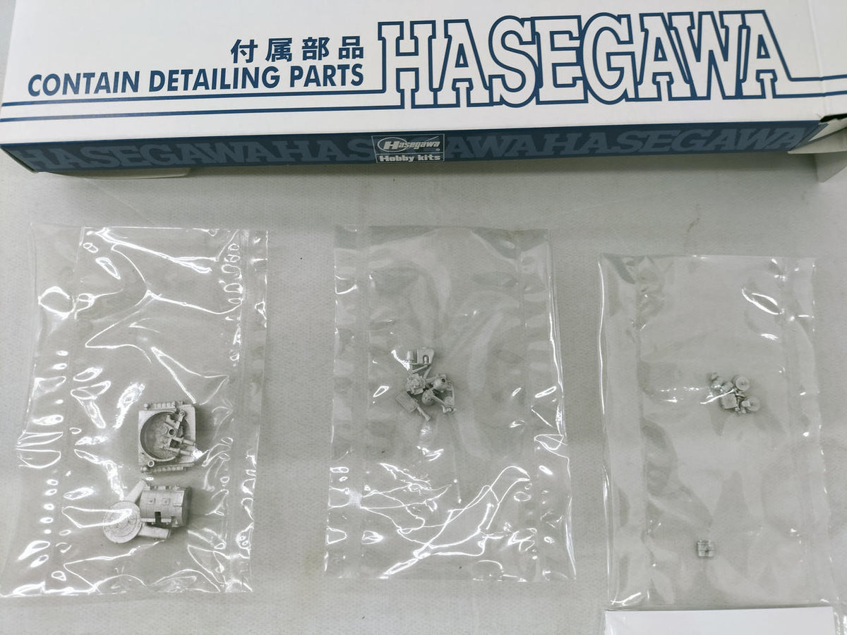 Hasegawa Mazda Cosmo Sport Super Detail 1/24 Scale - Banzai Thrifting | BanzaiHobby