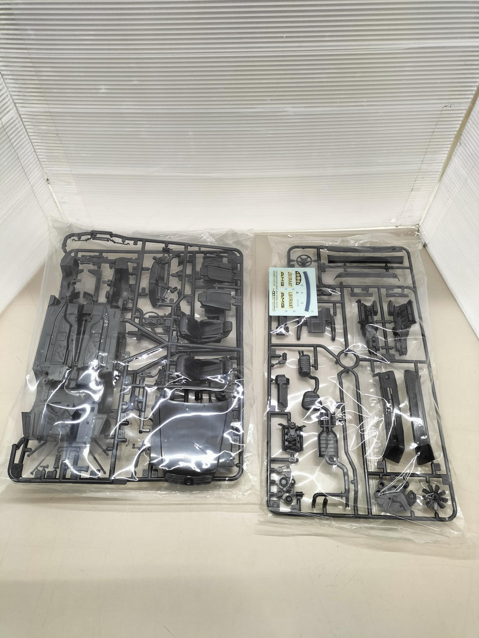 TAMIYA 1/24 Car Mercedes-Benz AMG 500SL - Banzai Thrifting | BanzaiHobby
