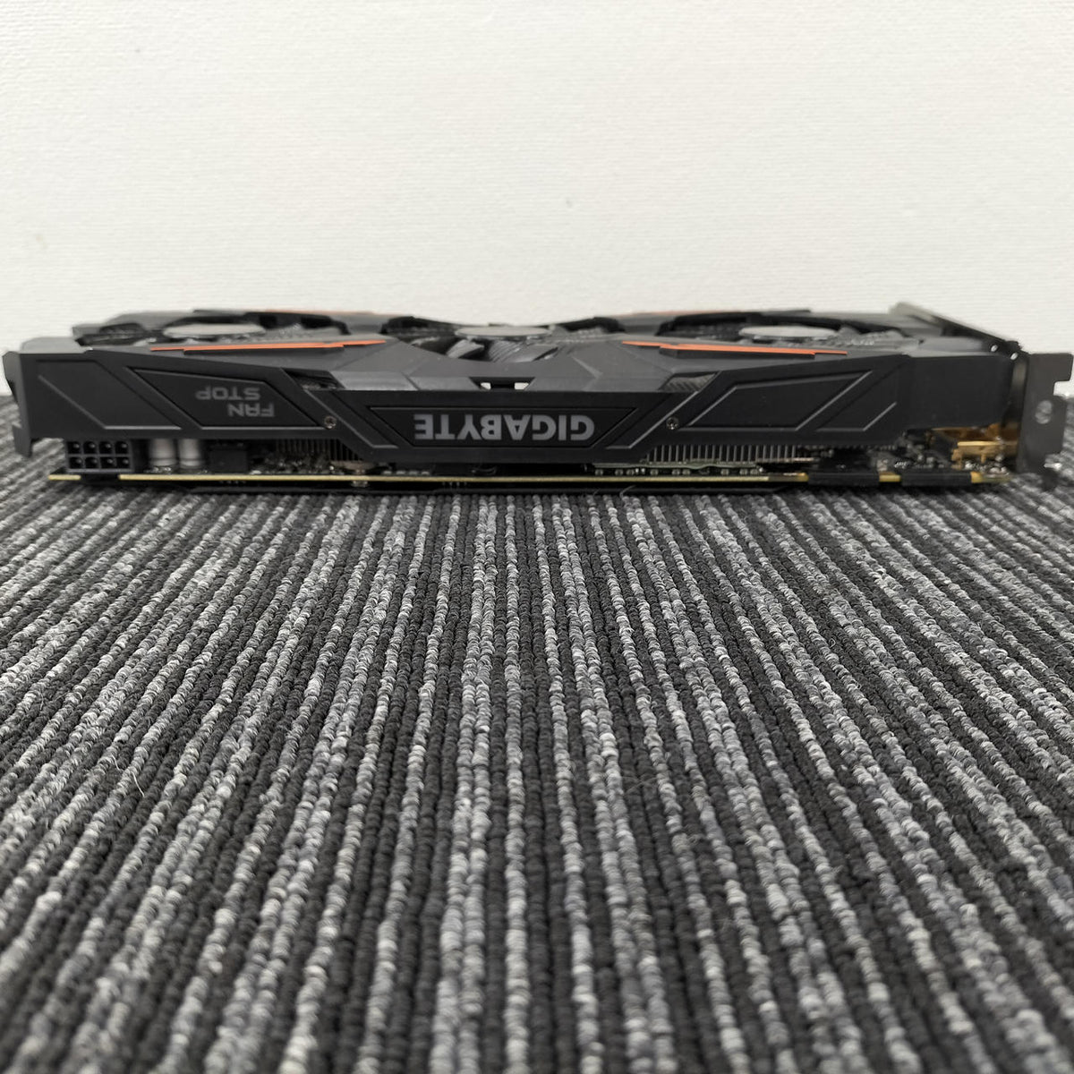 GIGABYTE [Junk Item] GV-N1070G1 GAMING-8GD GV-N1070G1 GAMING-8GD