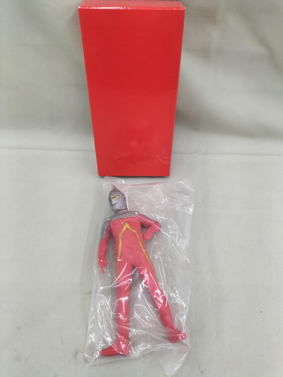CCP Ultraseven Soft Vinyl Ultraman Osechi Bonus