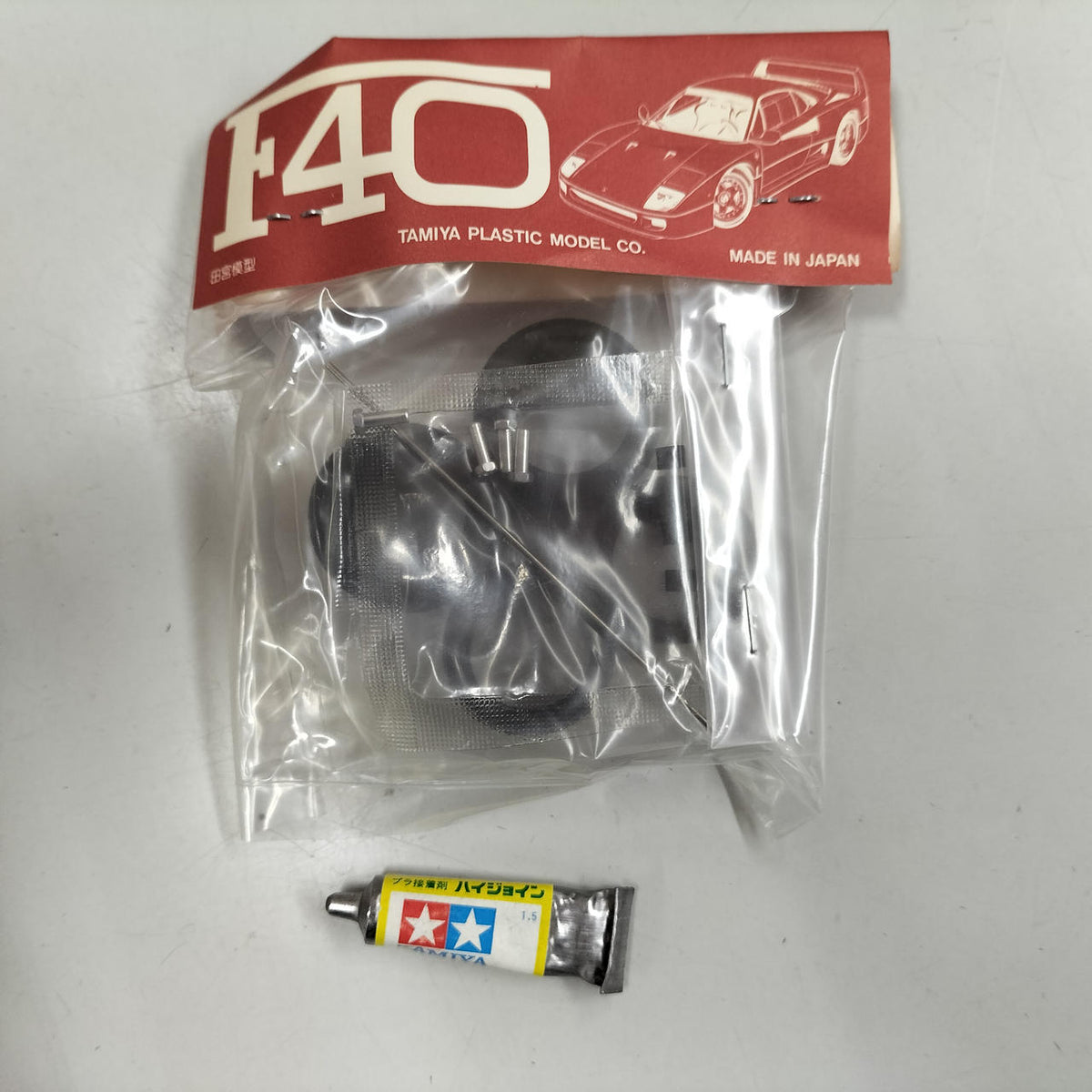 TAMIYA 1/24 Ferrari F40 Sports Car Series NO.77
