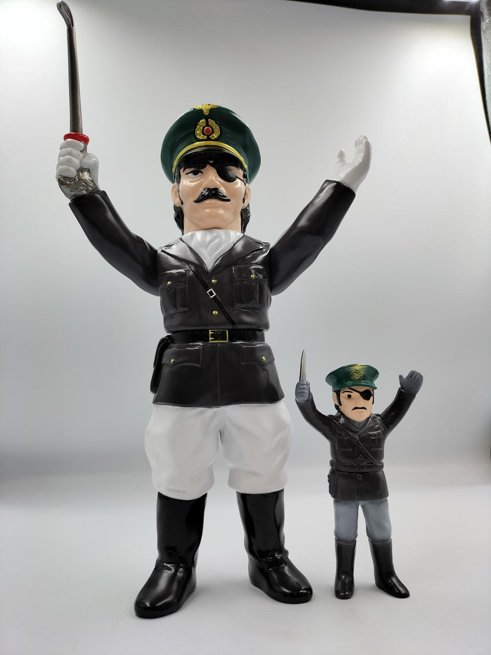 Medicom Toy Soft Vinyl Figure Colonel Zol