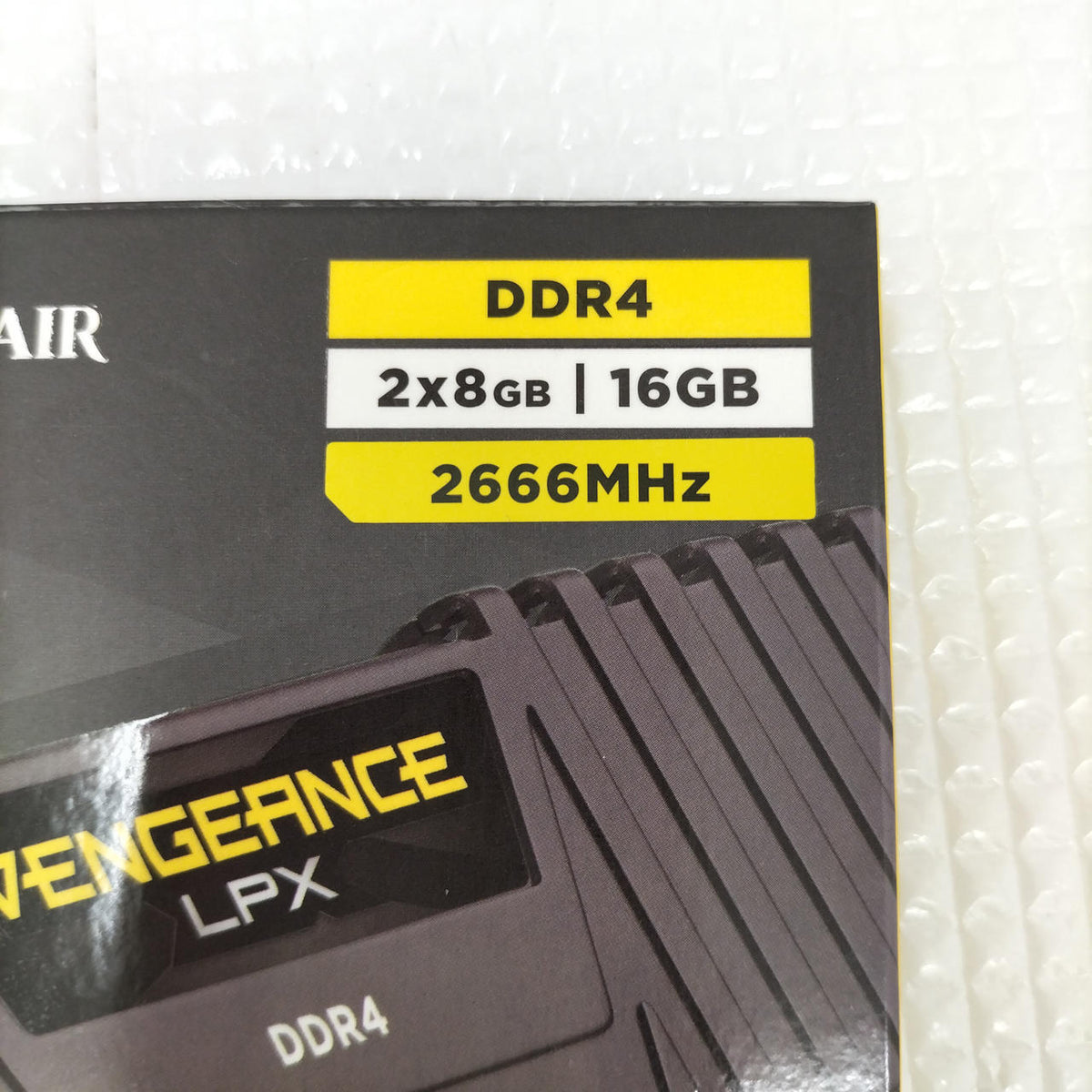 CORSAIR Memory CMK16GX4M2A2666C16