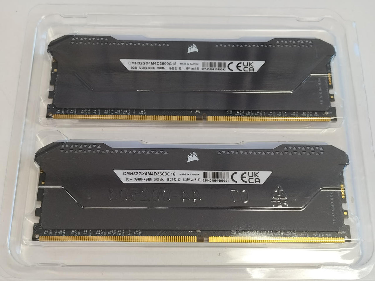 CORSAIR VENGEANCE RGB PRO SL 32GB CMH32GX4M4D3600C18