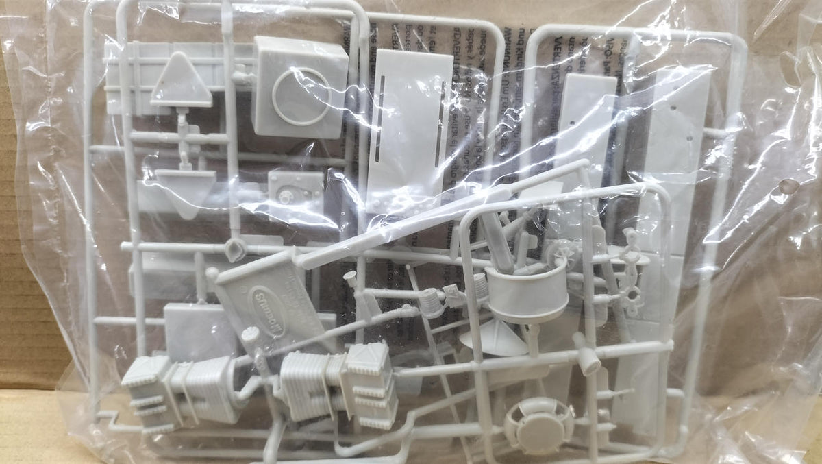 Platz Space Family Robinson 1/24 Space Explorer Chariot