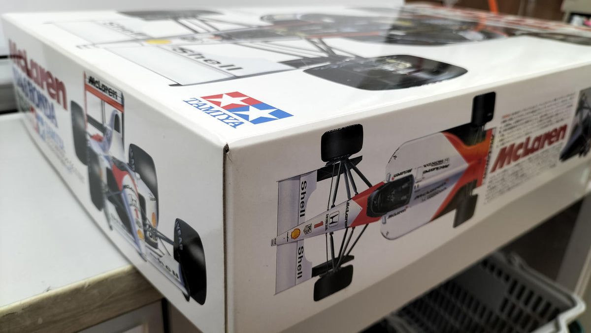 Tamiya 1/12 Plastic Model McLaren MP4/6 Honda