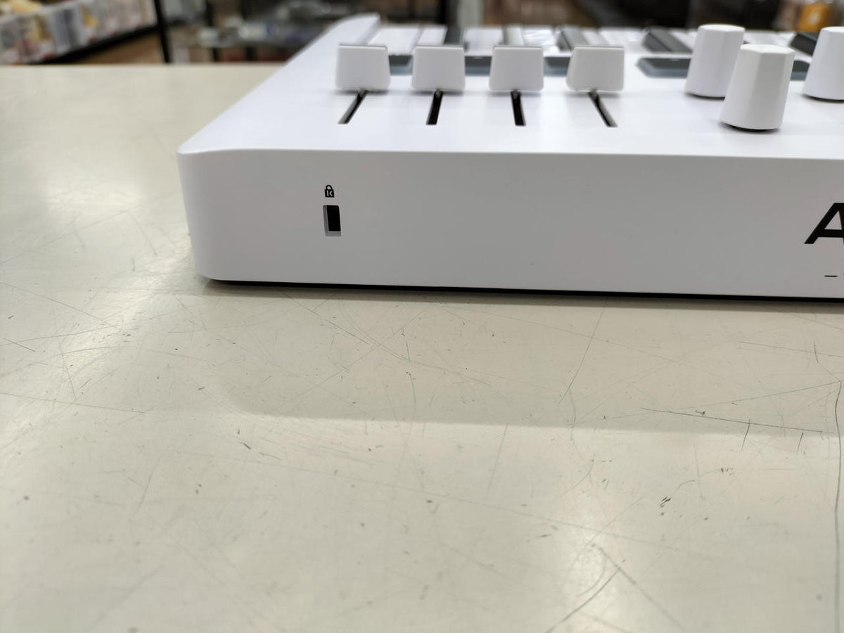 ARTURIA MIDI Keyboard MINILAB3