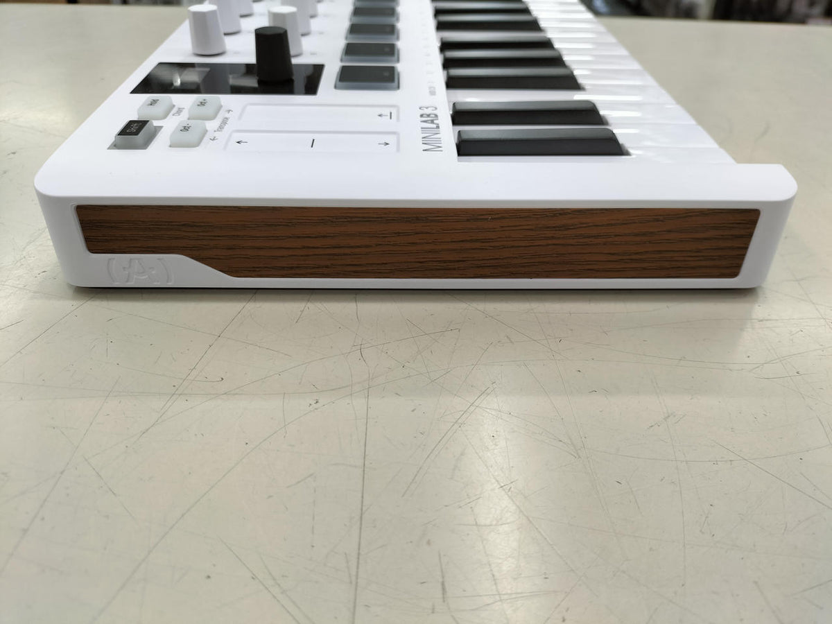 ARTURIA MIDI Keyboard MINILAB3