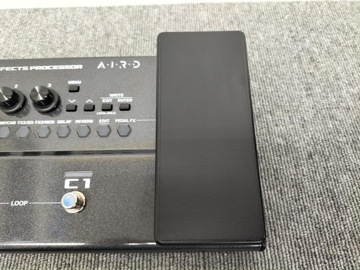 BOSS Multi-Effects Pedal GX-1