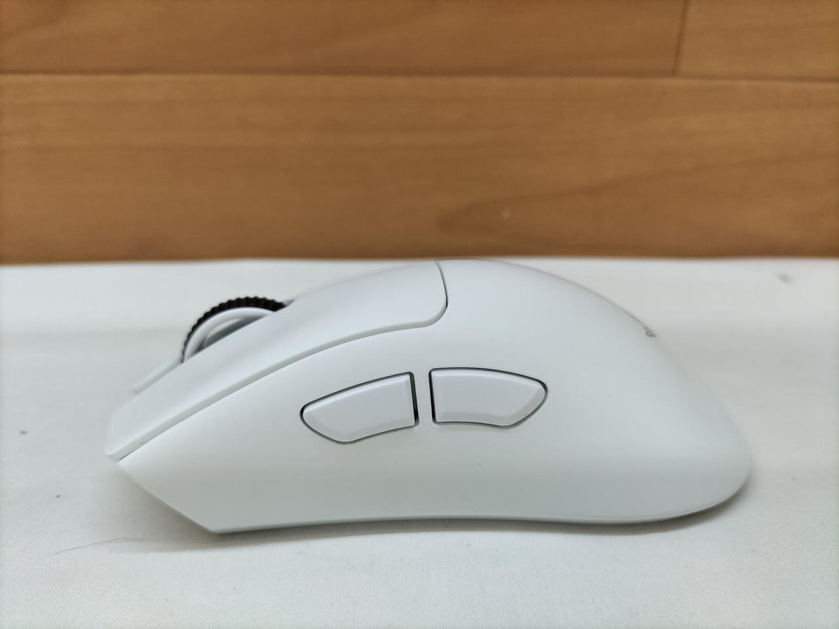 RAZER DEATHADDER V4 PRO RZ01-0533 - Banzai Thrifting | BanzaiHobby