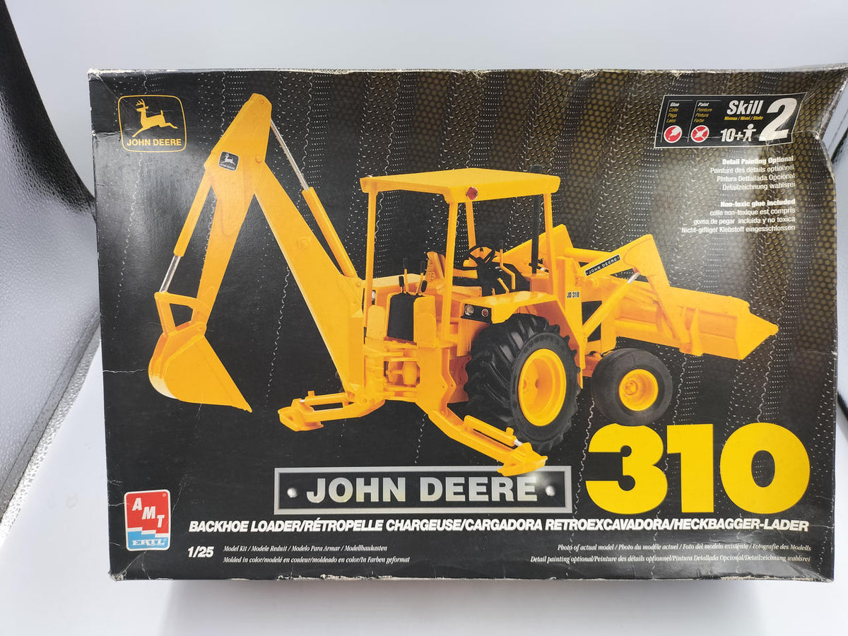 AMT ERTL 1/25 scale plastic model JOHN DEERE 310 - Banzai Thrifting | BanzaiHobby