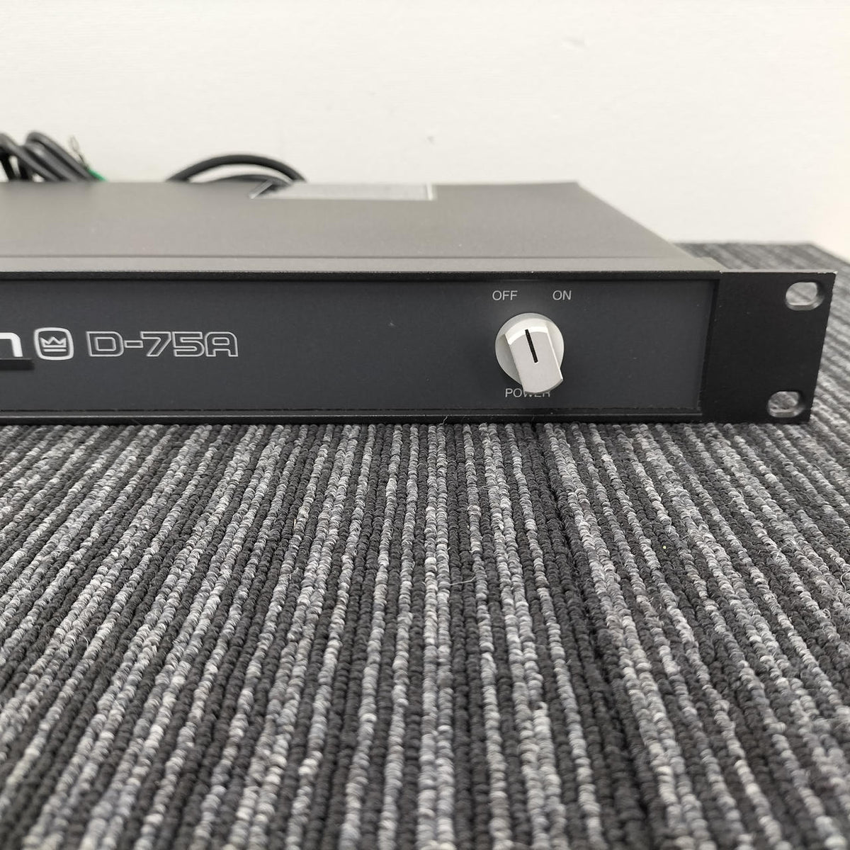 CROWN PA Power Amplifier [Junk Item] D-75A - Banzai Thrifting | BanzaiHobby