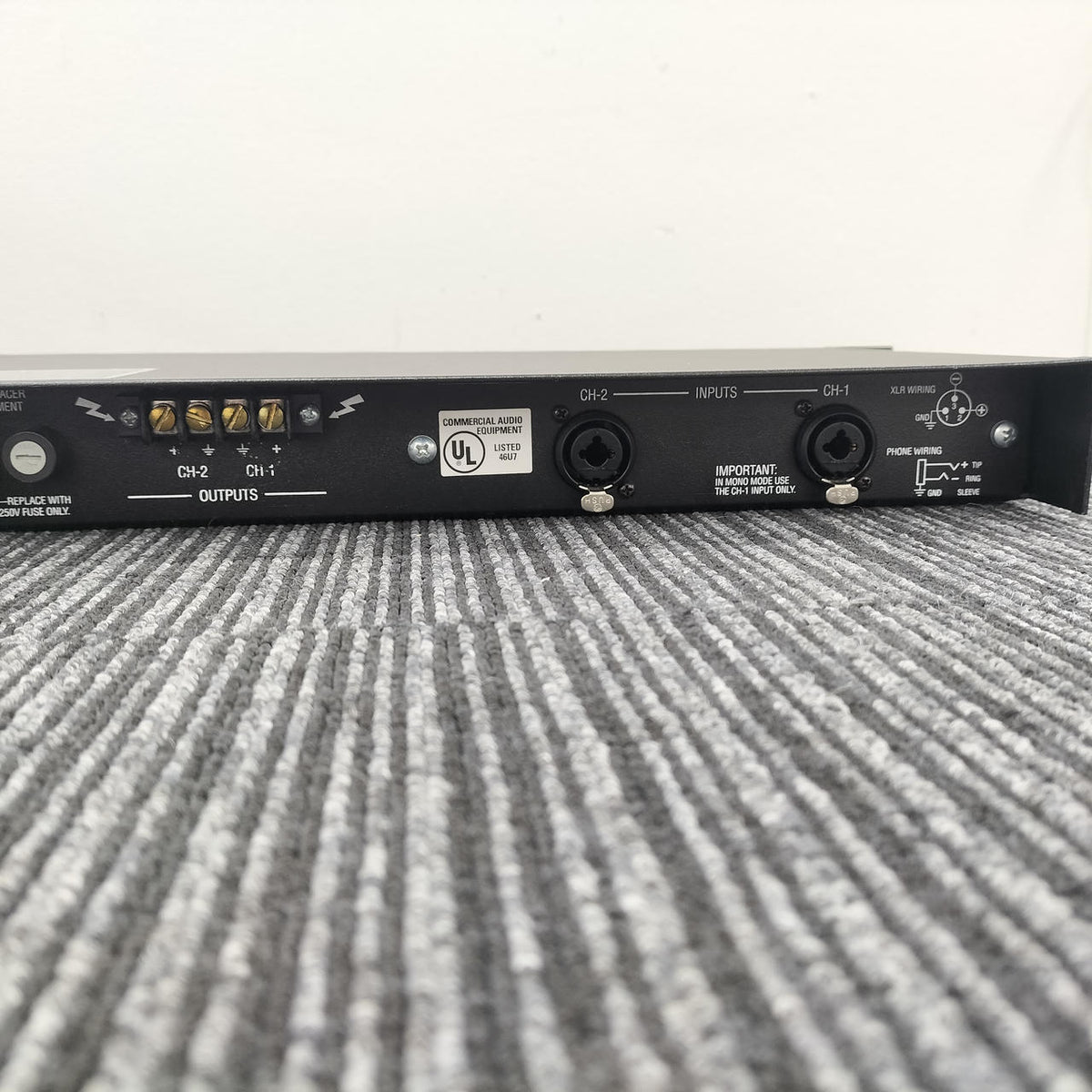 CROWN PA Power Amplifier [Junk Item] D-75A - Banzai Thrifting | BanzaiHobby