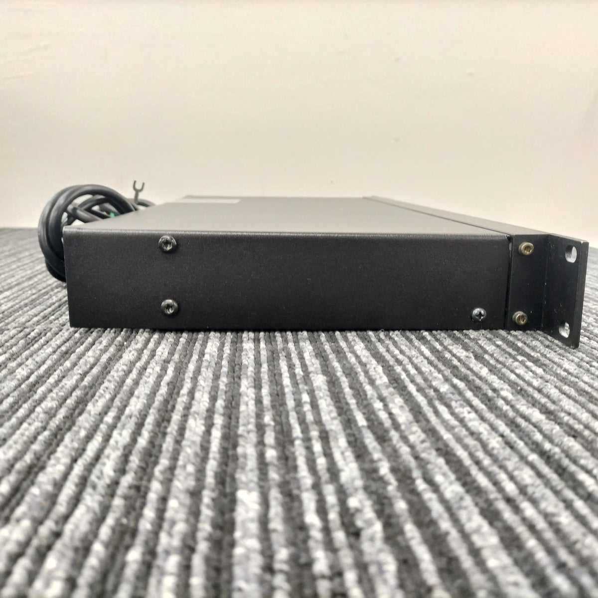 CROWN PA Power Amplifier [Junk Item] D-75A - Banzai Thrifting | BanzaiHobby
