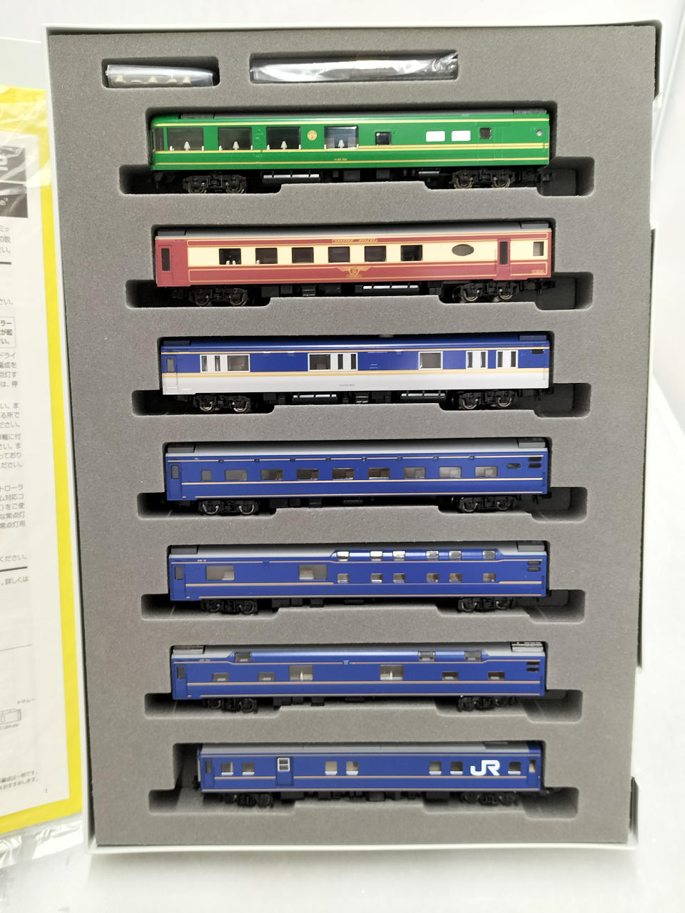 TOMIX JR 24 Series 25 Limited Express Sleeper Passenger Car (Dream Space Hokutosei) 92792 - Banzai Thrifting | BanzaiHobby