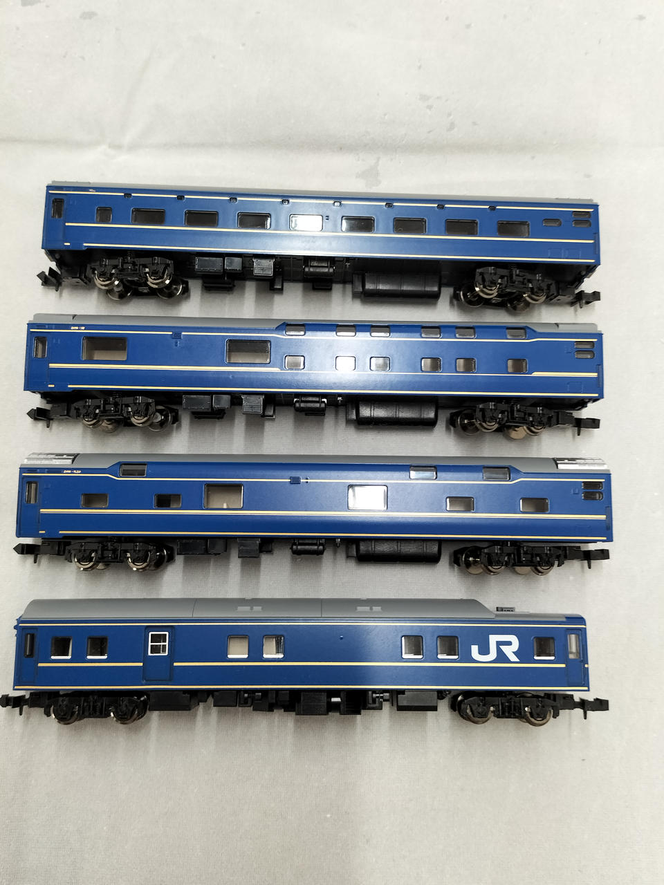 TOMIX JR 24 Series 25 Limited Express Sleeper Passenger Car (Dream Space Hokutosei) 92792 - Banzai Thrifting | BanzaiHobby