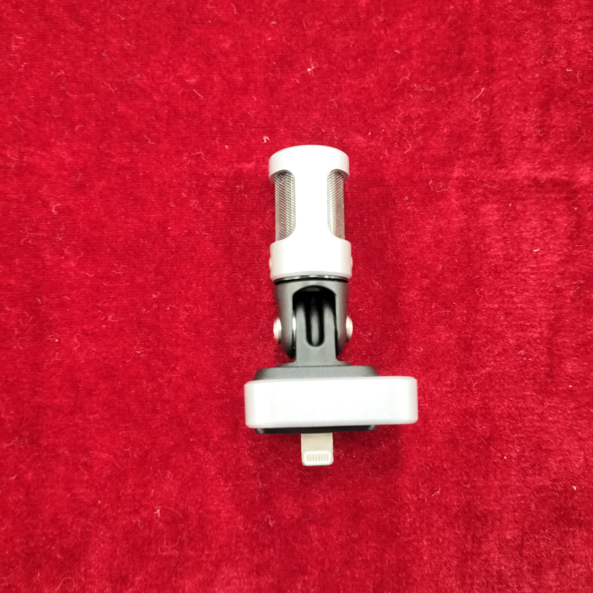 SHURE Condenser Microphone MV88 - Banzai Thrifting | BanzaiHobby