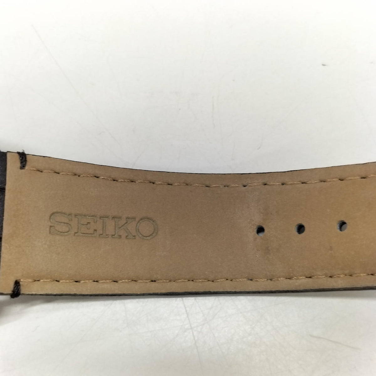 SEIKO Quartz Chronograph Wristwatch 8T63-00D0 - Banzai Thrifting | BanzaiHobby