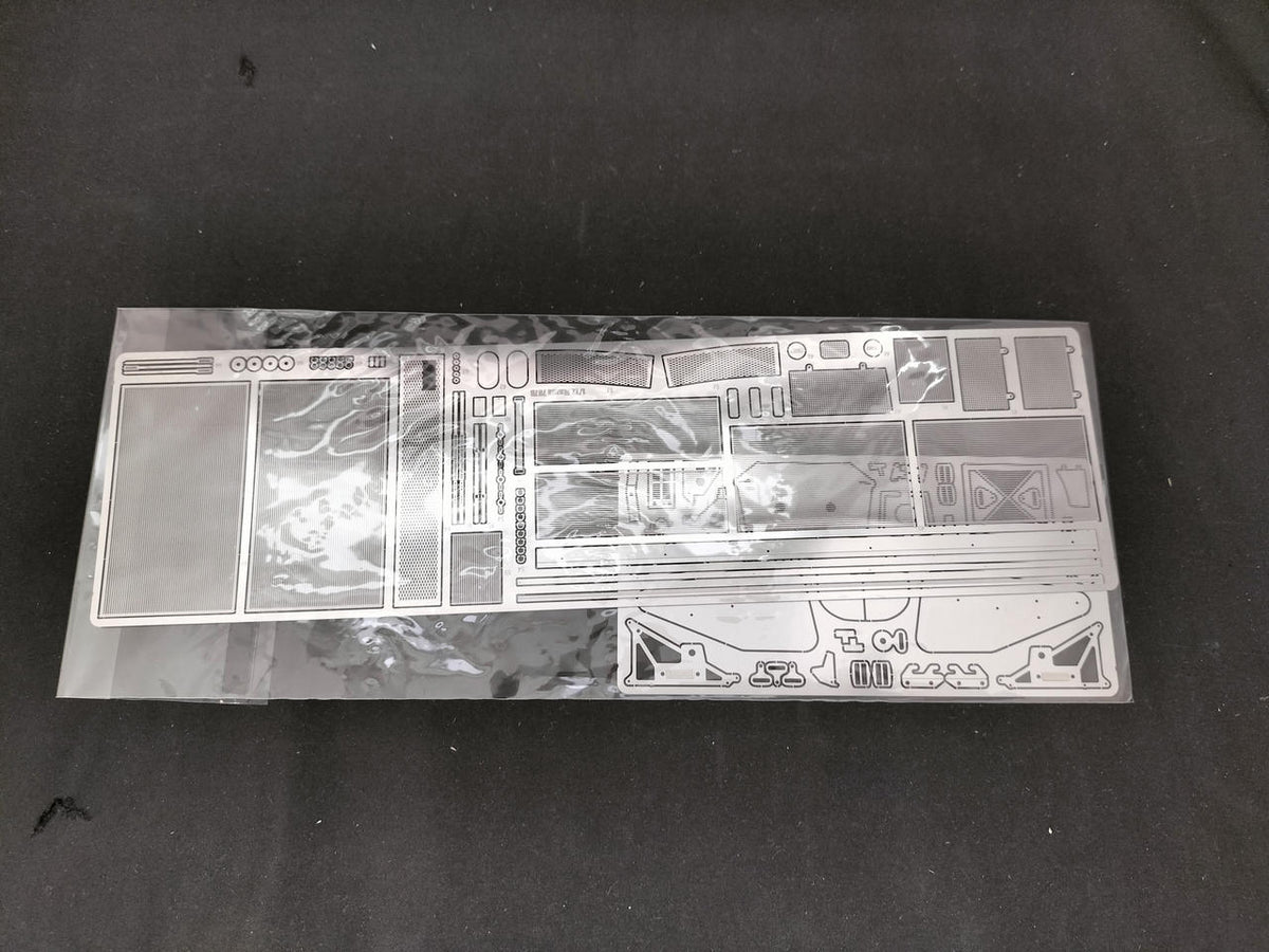 Model Factory Hiro Mazda 787B Garage Kit - Banzai Thrifting | BanzaiHobby