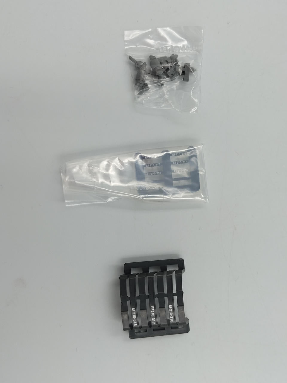 TOMIX N Gauge JR EF210 Class 300 Electric Locomotive (Momotaro Wrapping) - Banzai Thrifting | BanzaiHobby