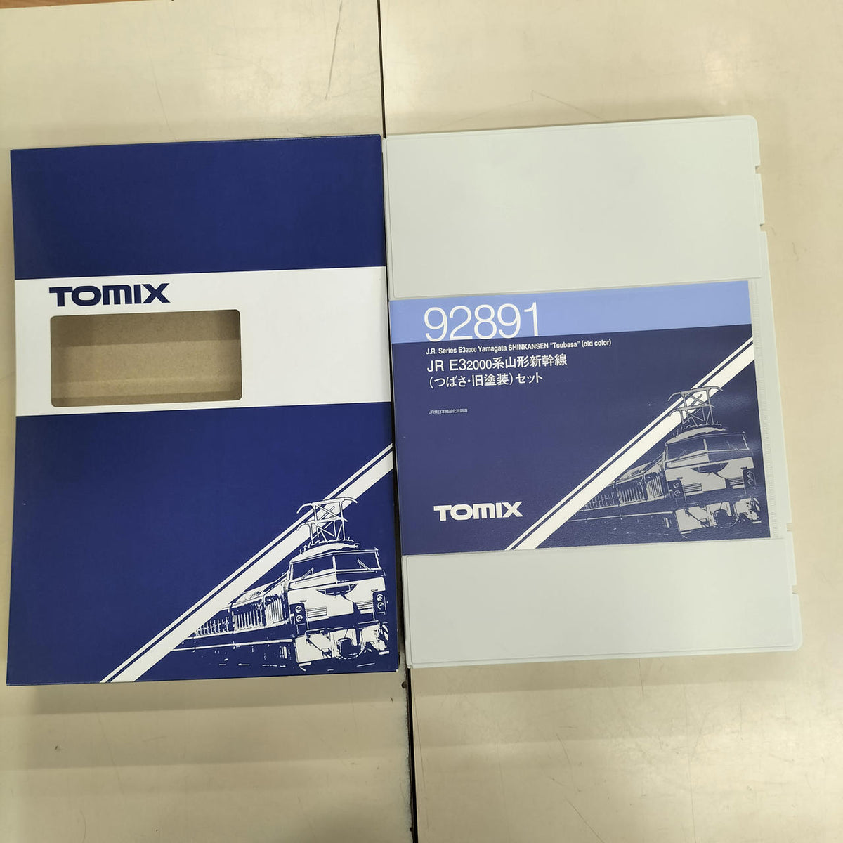 TOMIX N Gauge Train Shinkansen JRE3 2000 Series Yamagata Shinkansen (Tsubasa, Old Livery) Set - Banzai Thrifting | BanzaiHobby