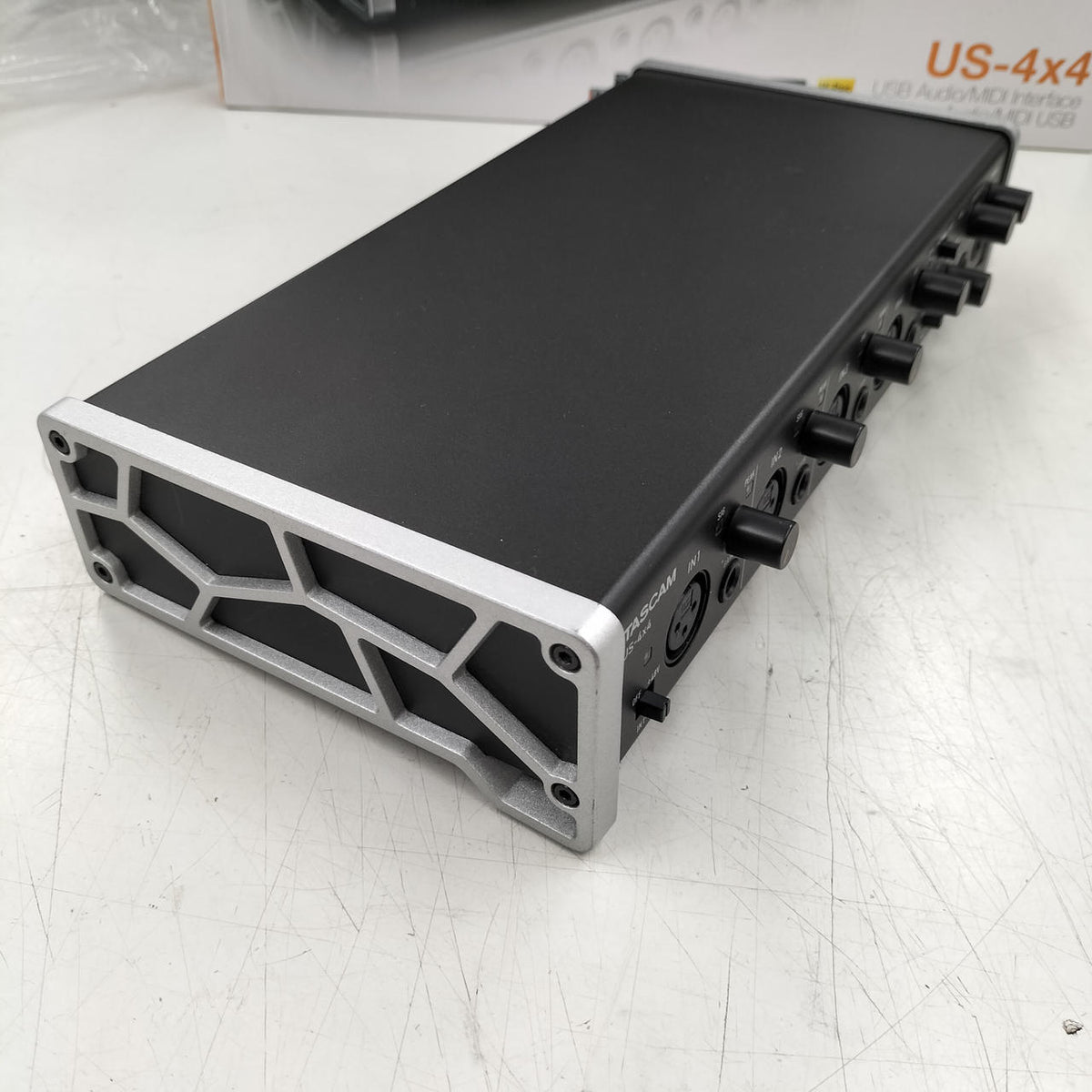 TASCAM Audio Interface: US-4X4 - Banzai Thrifting | BanzaiHobby