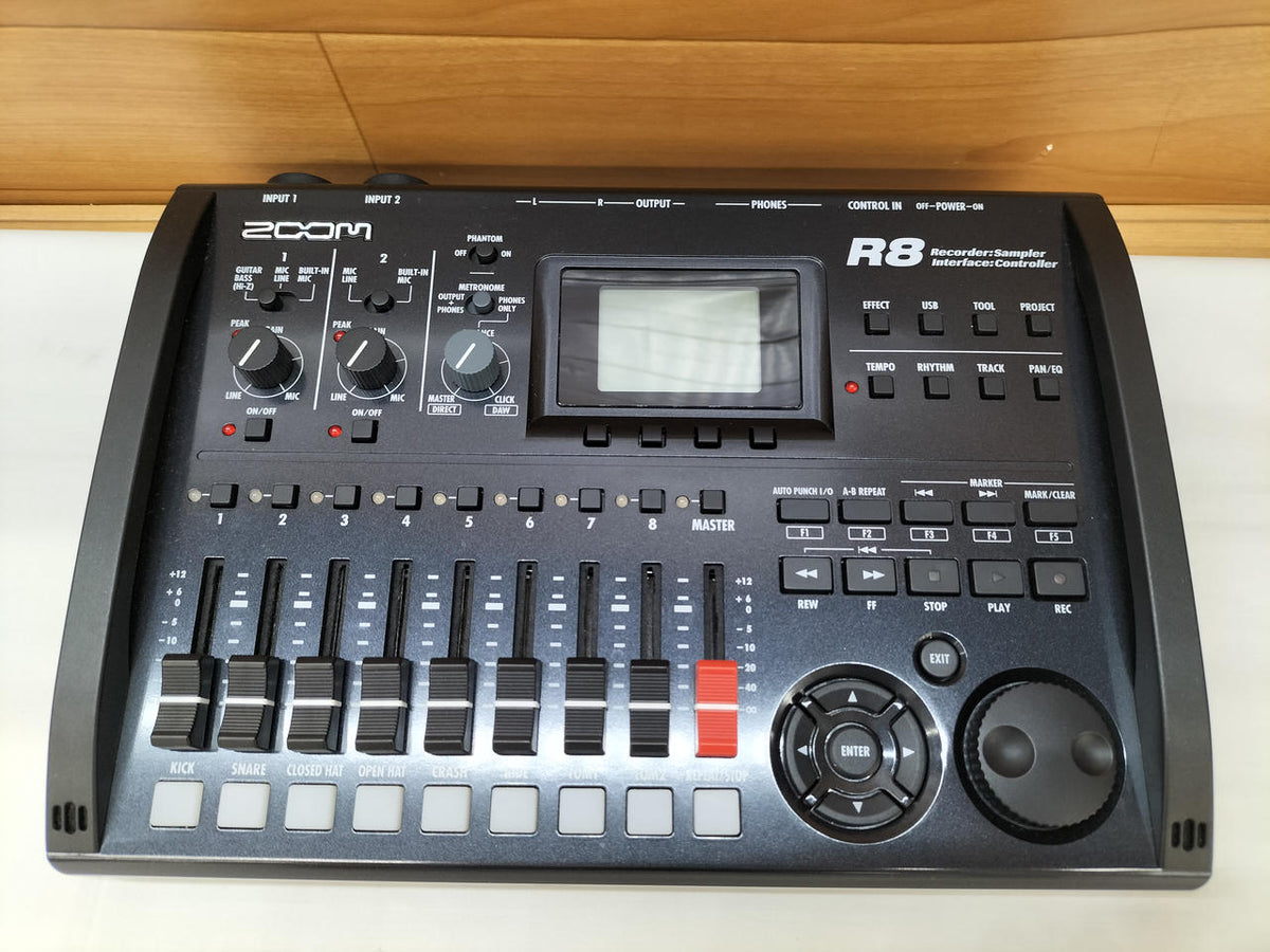 ZOOM MTR R8 - Banzai Thrifting | BanzaiHobby