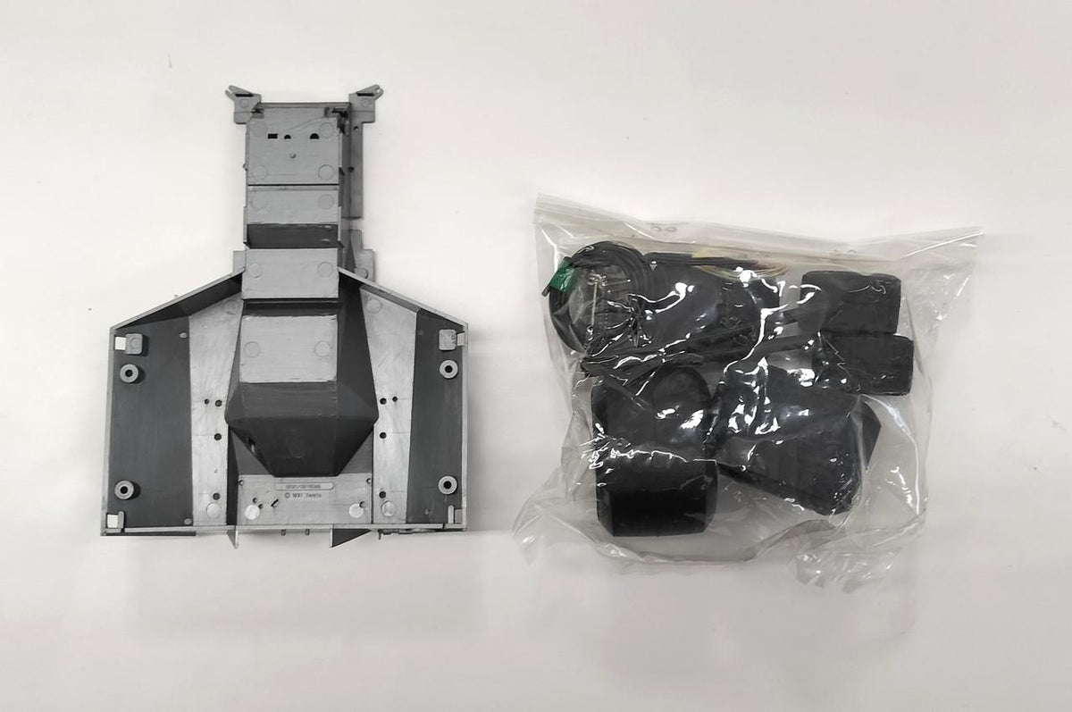 TAMIYA 1/12 Scale Plastic Model Tyrrell P34 Six Wheeler - Banzai Thrifting | BanzaiHobby