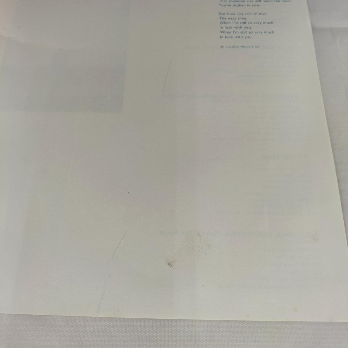 unclear Record at the Beach / Steve Hiett