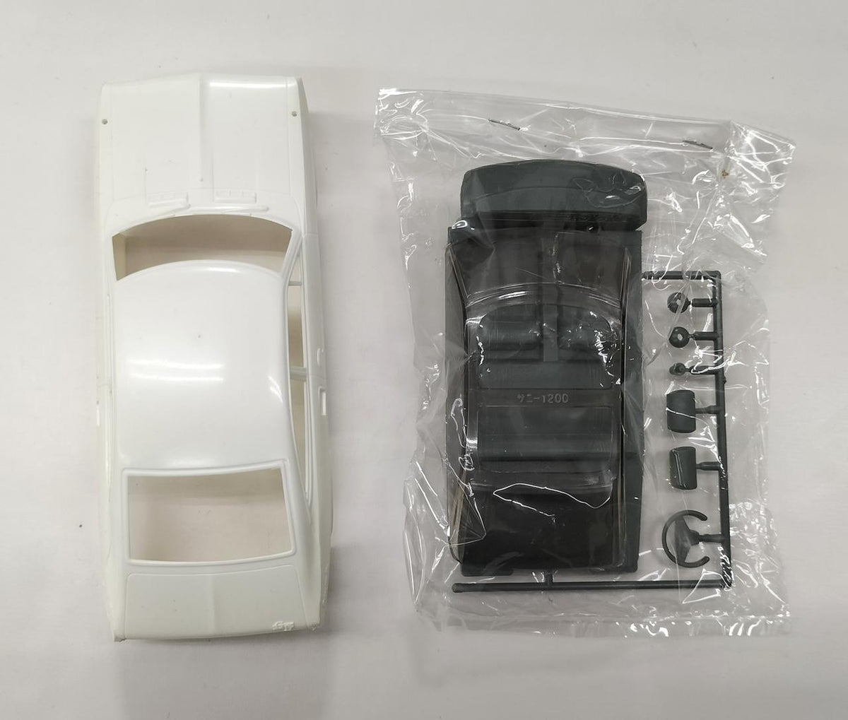 Tomei Powered 1/24 Scale Plastic Model Maruzen Technica Sunny 1970 - Banzai Thrifting | BanzaiHobby