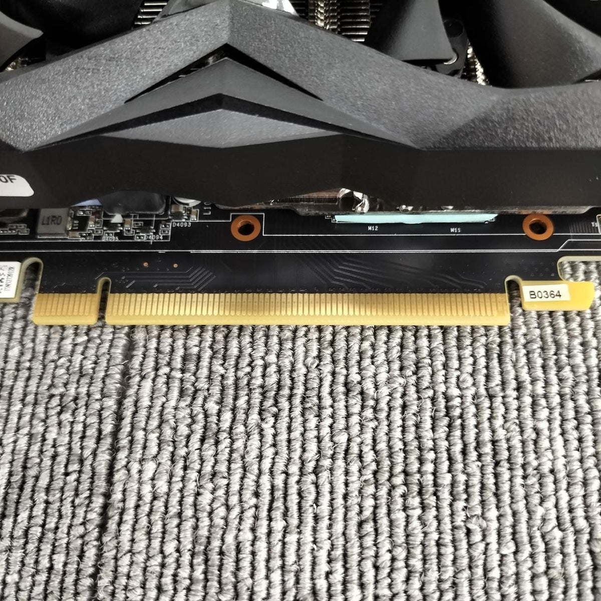 ZOTAC [FF Bench Completed] ZOTAC ZT-T16620H-10B ZT-T16620H-10B