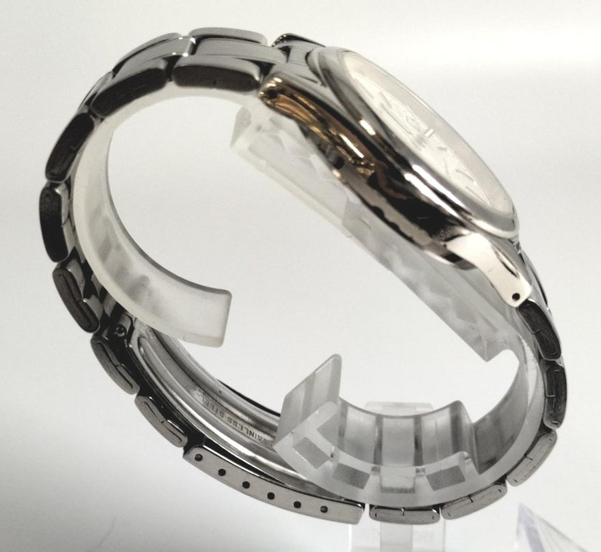 SEIKO Quartz V732-0J70