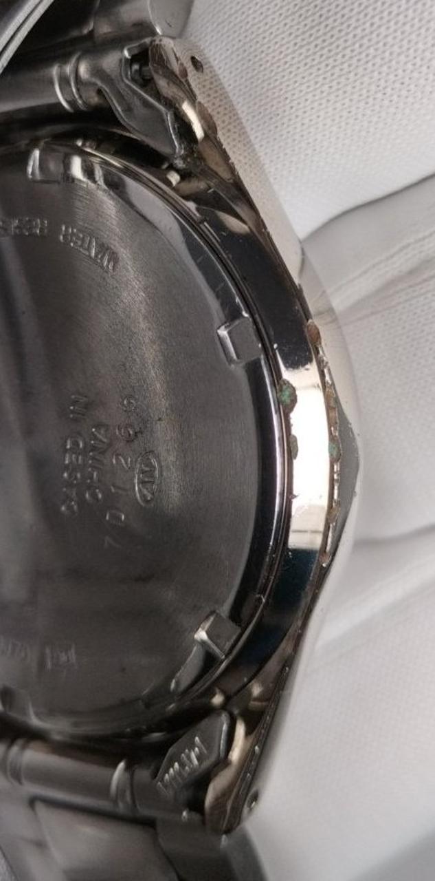 SEIKO Quartz V732-0J70