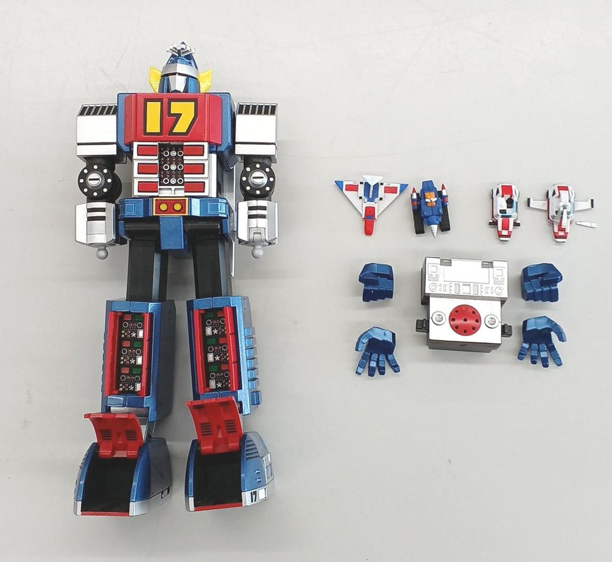 BANDAI SPIRITS Chogokin Soul GX-101 Great Iron Man 17