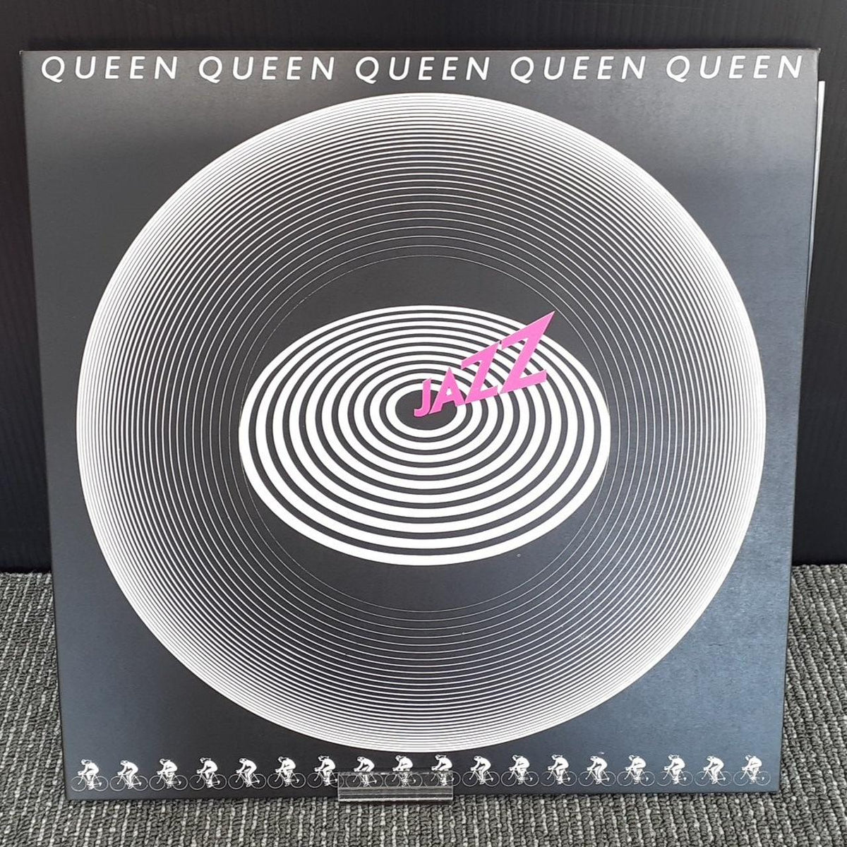 ELEKTRA Record: QUEEN JAZZ
